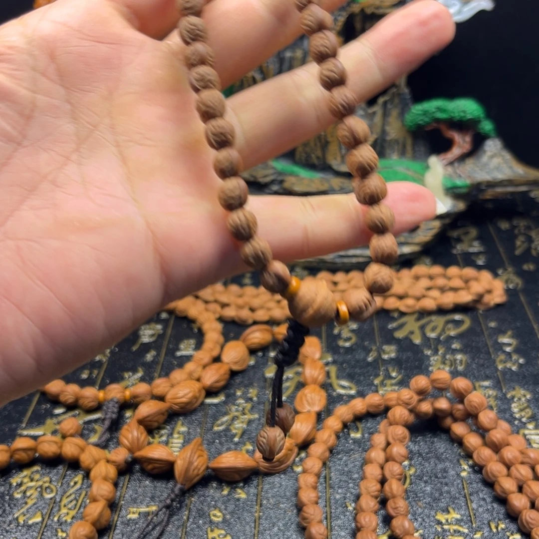 车***灯桃核把件玉龙脊手持