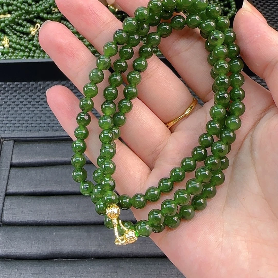 和田玉未镶嵌颈饰碧玉卡6 108