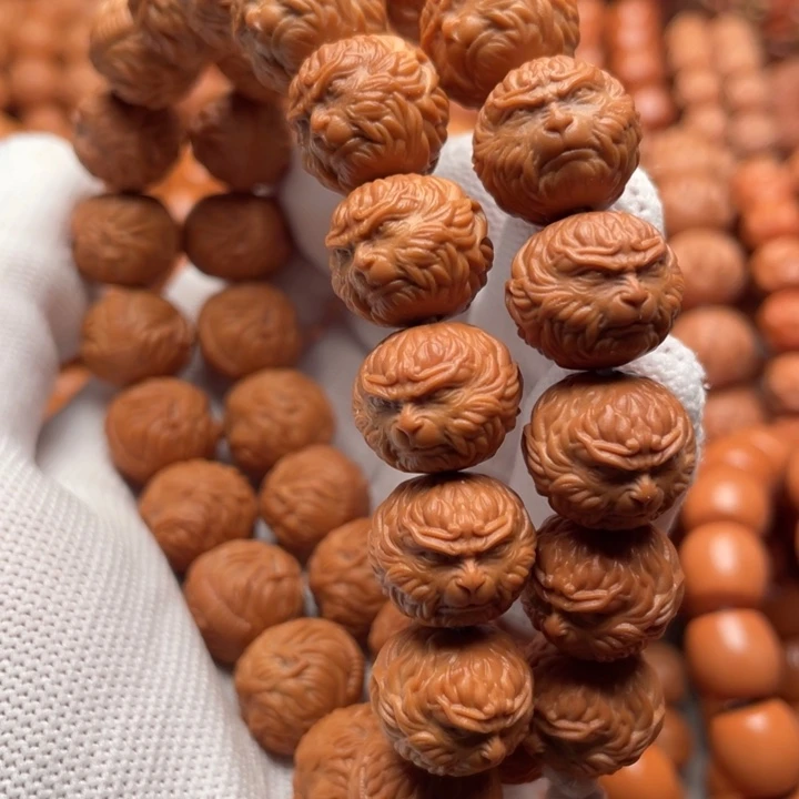 猴头核桃吊坠众*斗战胜佛