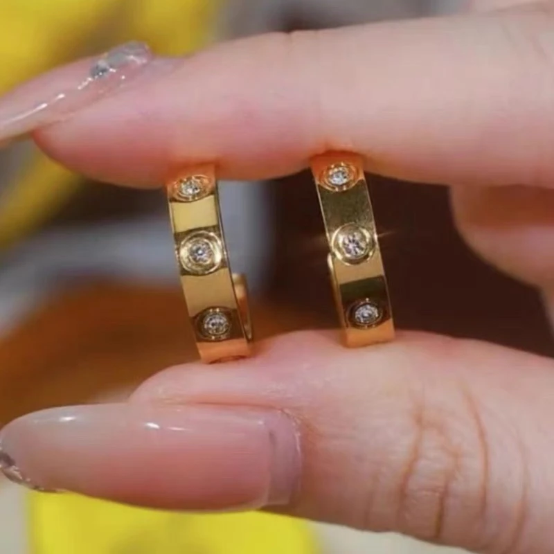 钛钢合成锆石耳饰 小众设计感轻奢镶锆耳环爆款潮时尚耳圈耳扣