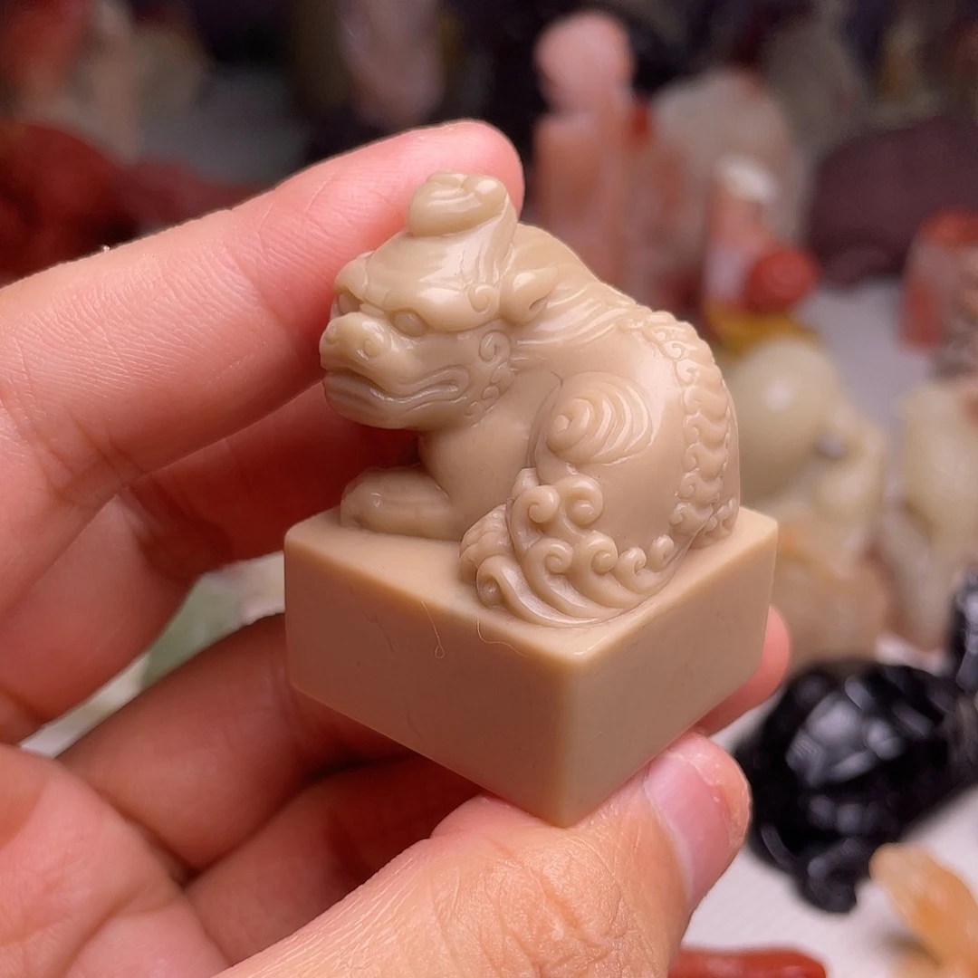 老挝石如意古兽印