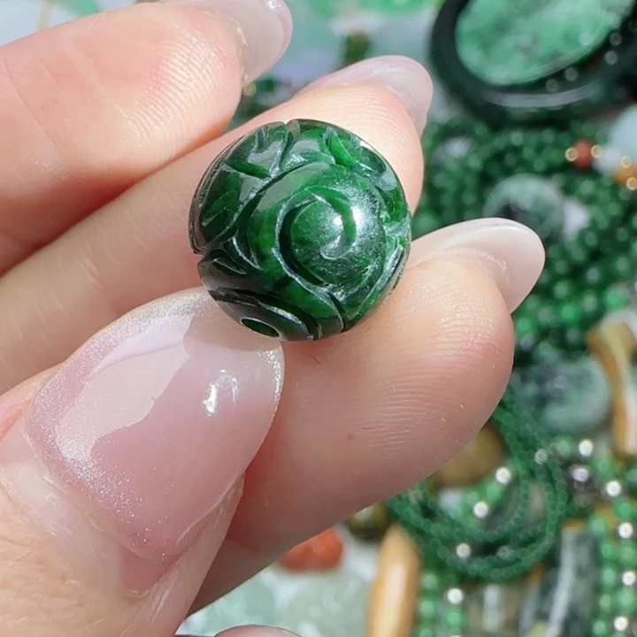 翡翠未镶嵌颈饰天然A货498