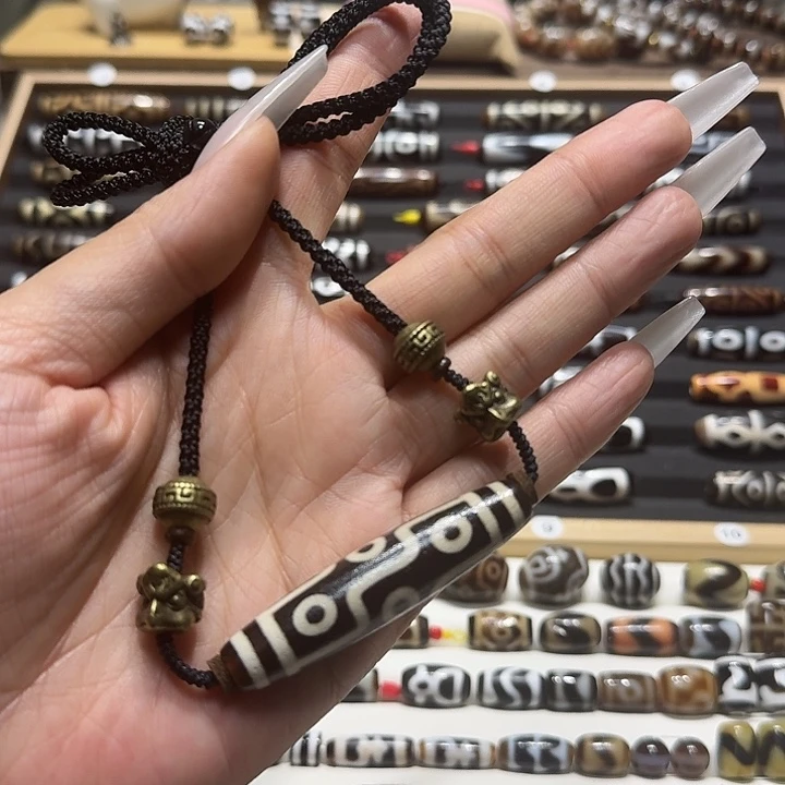 玛瑙/玉髓合金颈饰