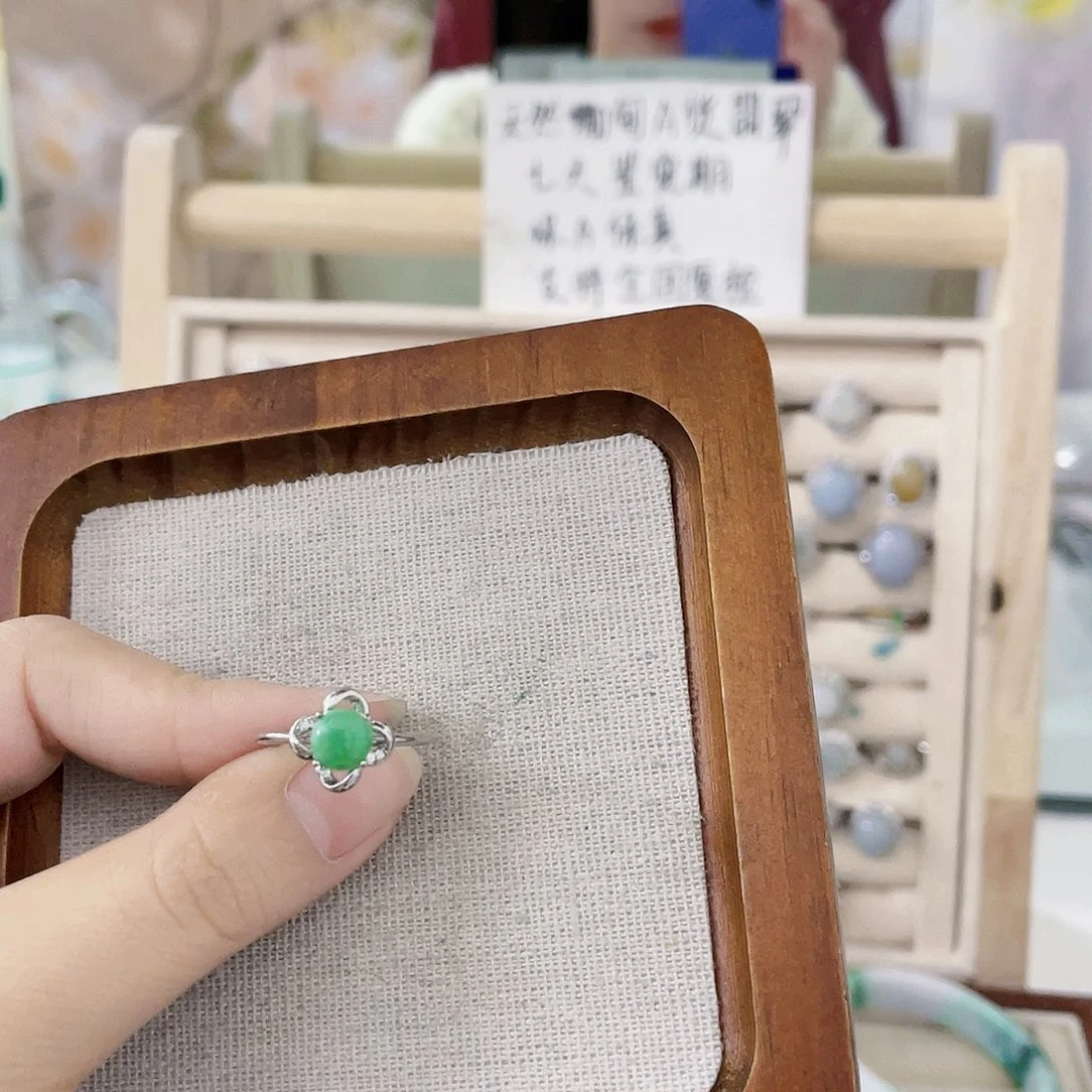 颈饰未镶嵌翡翠天然翡翠Ａ货