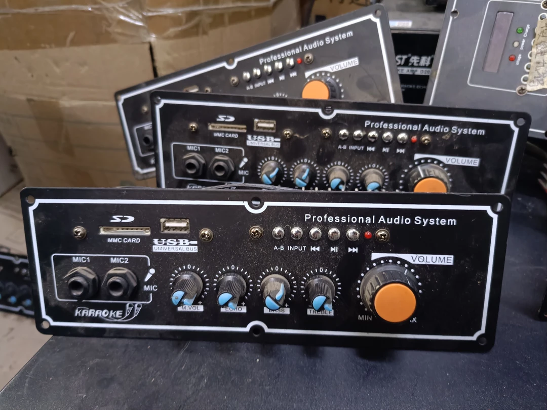 准新品  没蓝牙，内接电池60瓦功放板包邮