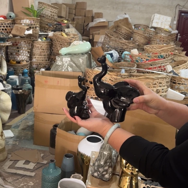 瓶高度22厘米宽度14厘米微瑕捡漏