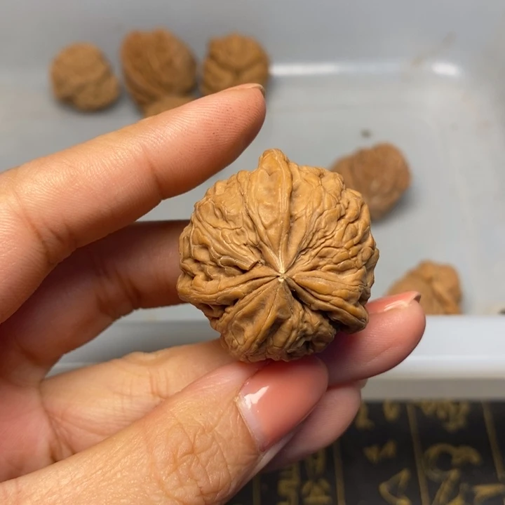 ****人吊坠文玩核桃文玩核桃异形单只