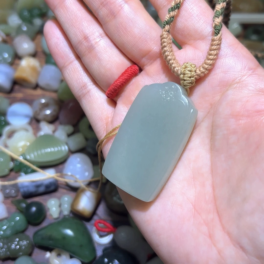 和田玉未镶嵌珠宝半成品