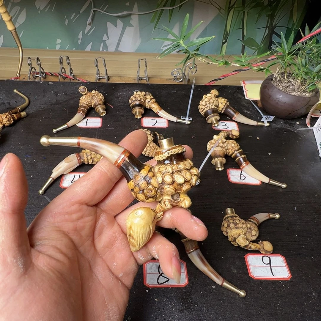 人***红大叶紫檀（黑酸枝木类）