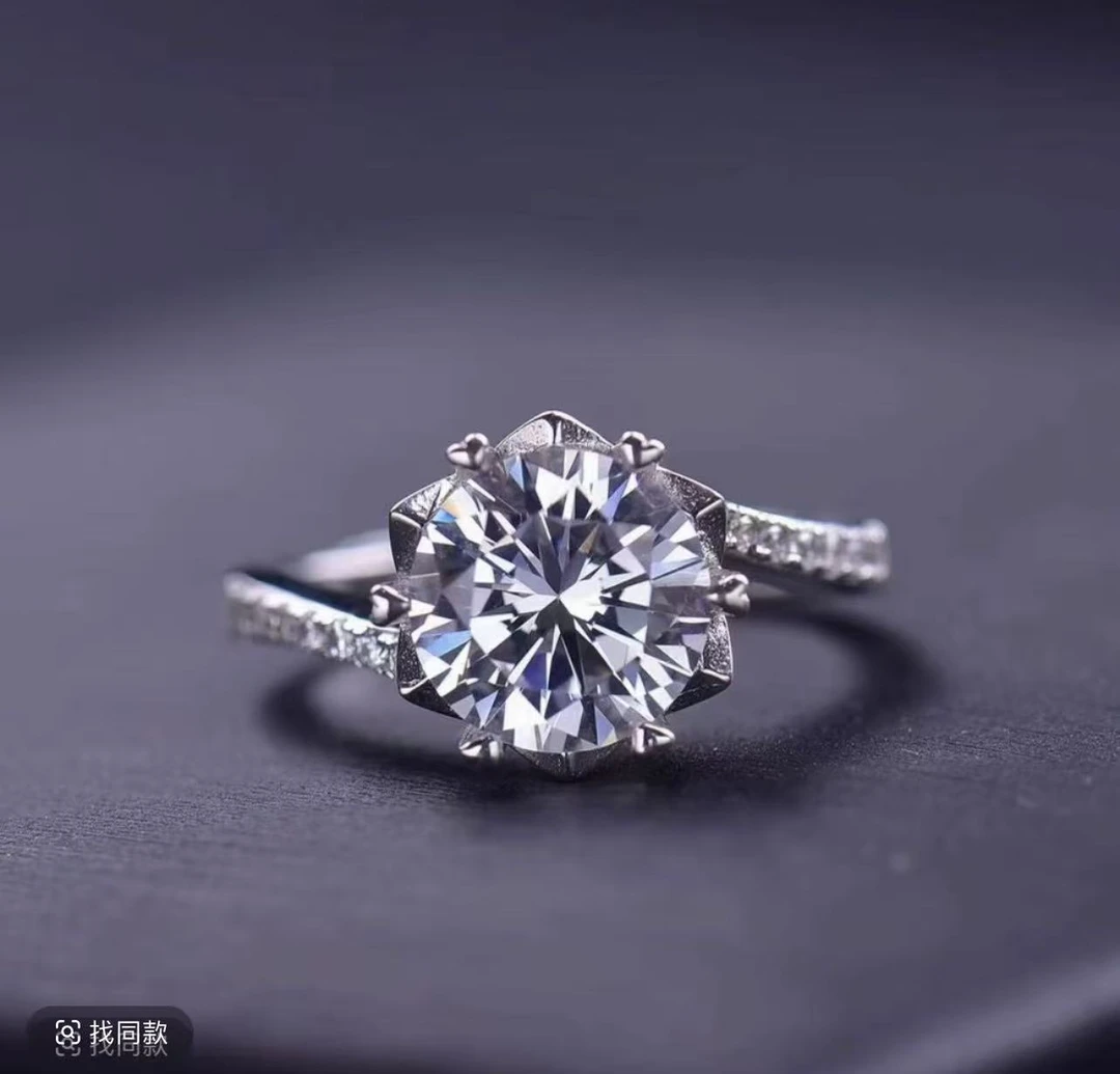 1.0CT 微镶扭臂女戒 气质