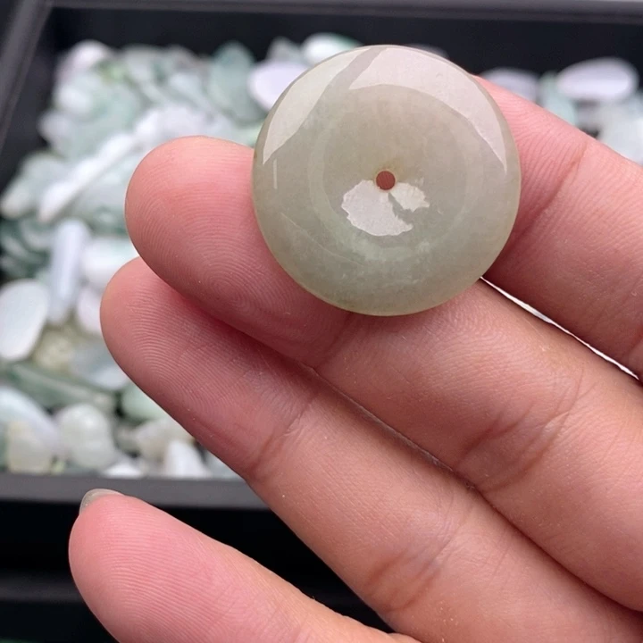 ٩***۶翡翠18K金镶嵌吊坠(不含链)