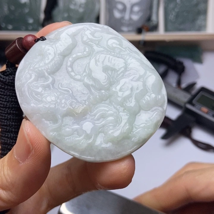 翡翠未镶嵌挂件翡翠