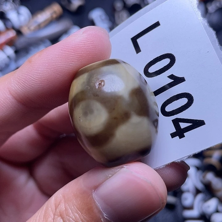 玛瑙/玉髓颈饰未镶嵌瑕疵