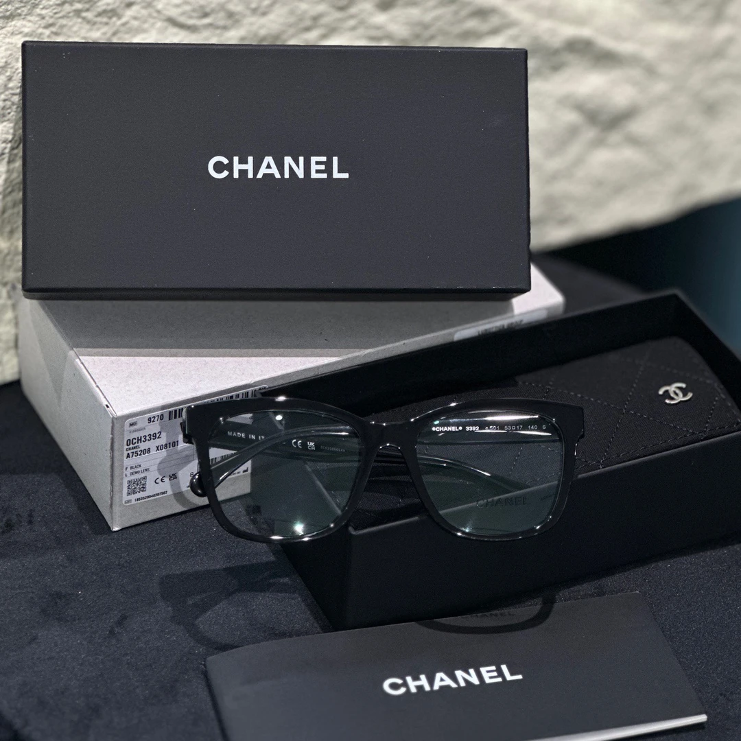 未使用 Chanel/香奈儿 黑色素颜平光镜眼镜 白色logo字母 面宽140