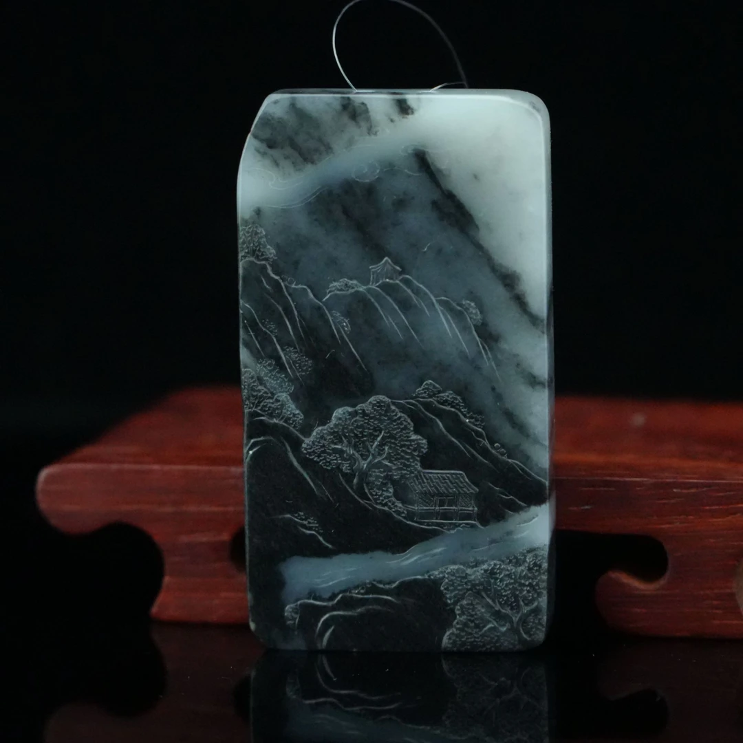 陆飞飞作/和田玉 山隐 /朵云轩 LFW3025YF