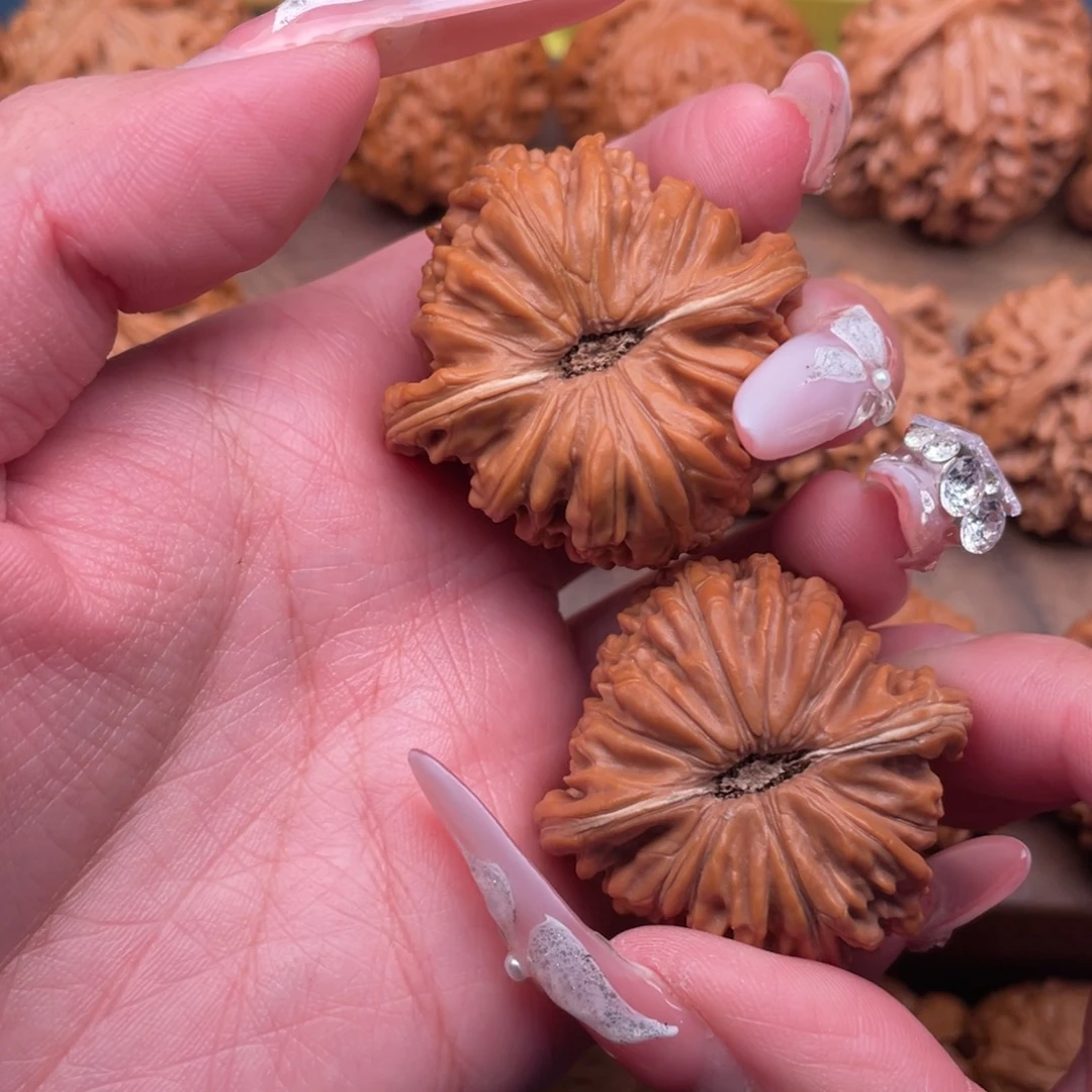 南***熊把件文玩核桃全品汉高楼4