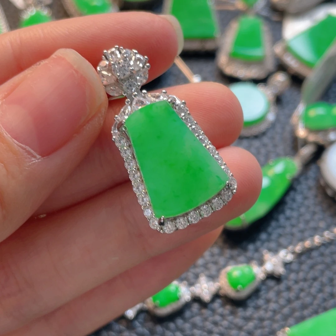 翡翠银S925镶嵌颈饰