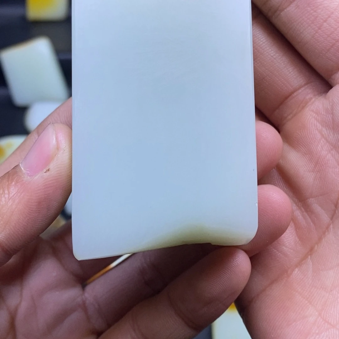 未镶嵌吊坠定制和田玉·****·