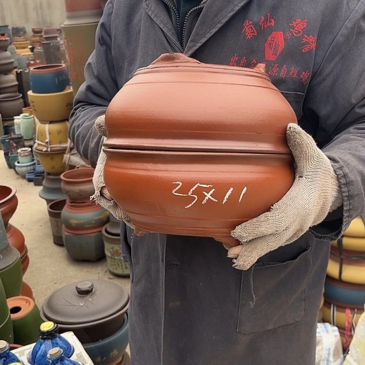 紫砂紫砂花盆和小