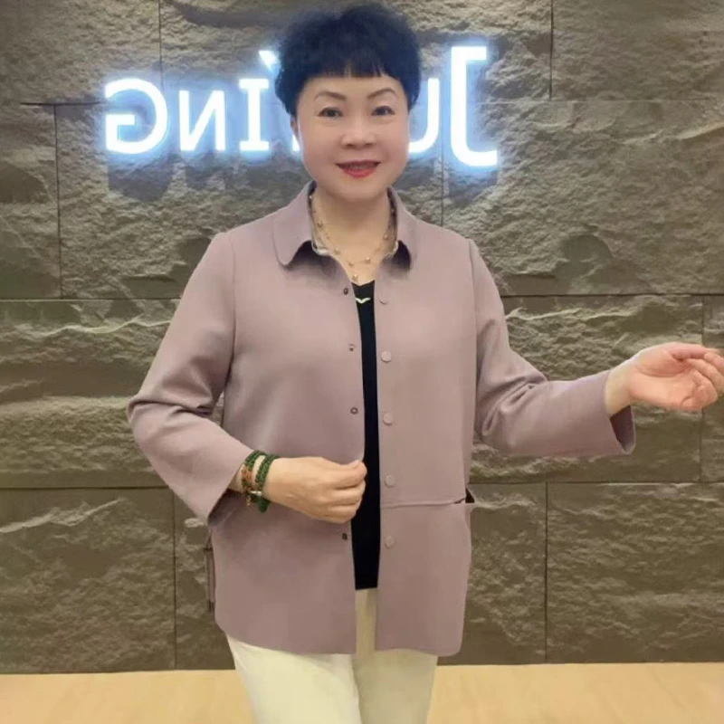 2025秋季新款纯色风衣短外套中老年妈妈时髦百搭休闲开衫洋气外披