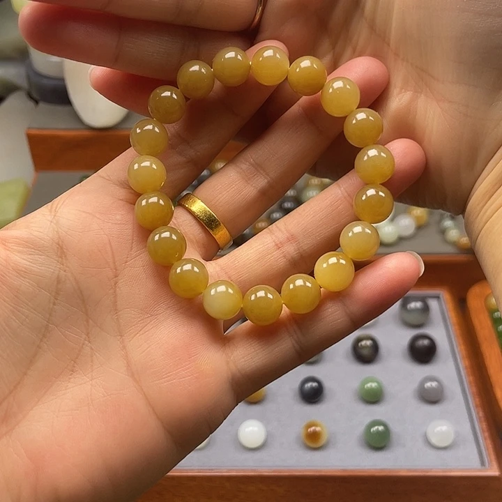 和田玉（糖玉）未镶嵌手链