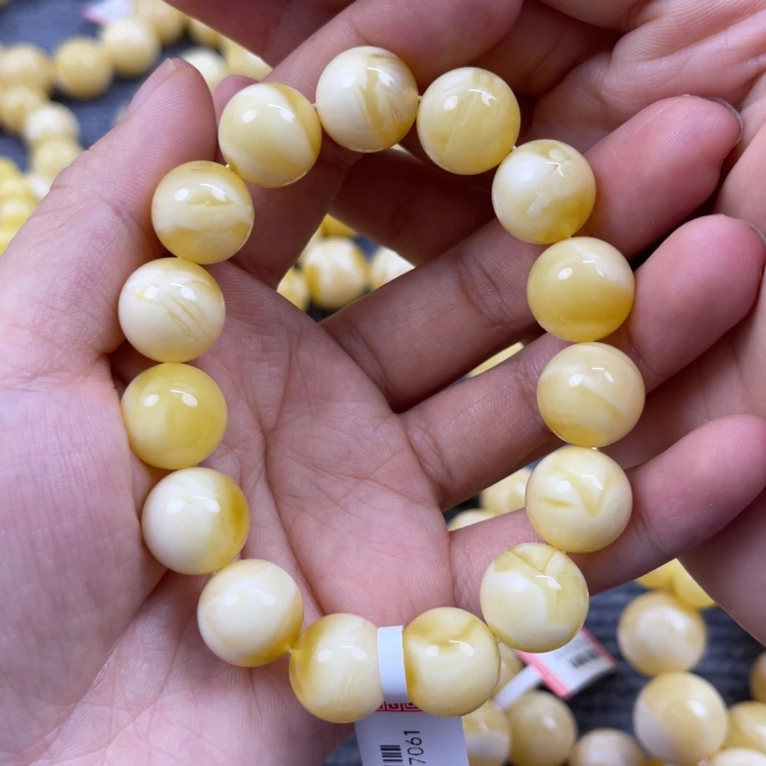 琥珀裸石未镶嵌尺寸