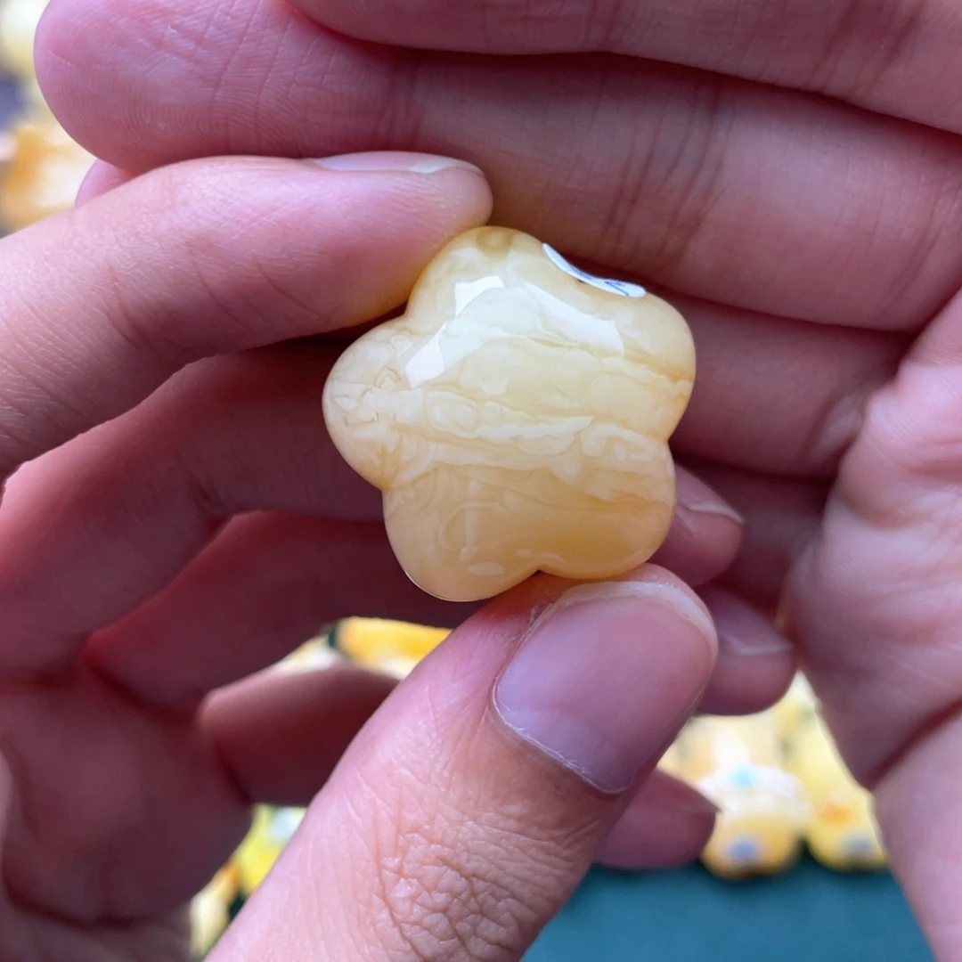 未镶嵌琥珀裸石蜜蜡