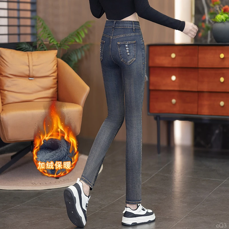 原创破洞刺绣牛仔铅笔裤女秋冬季加绒加厚复古显瘦弹力小脚裤长裤