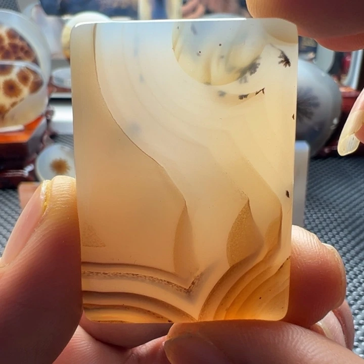 未镶嵌玛瑙/玉髓珠宝奇石