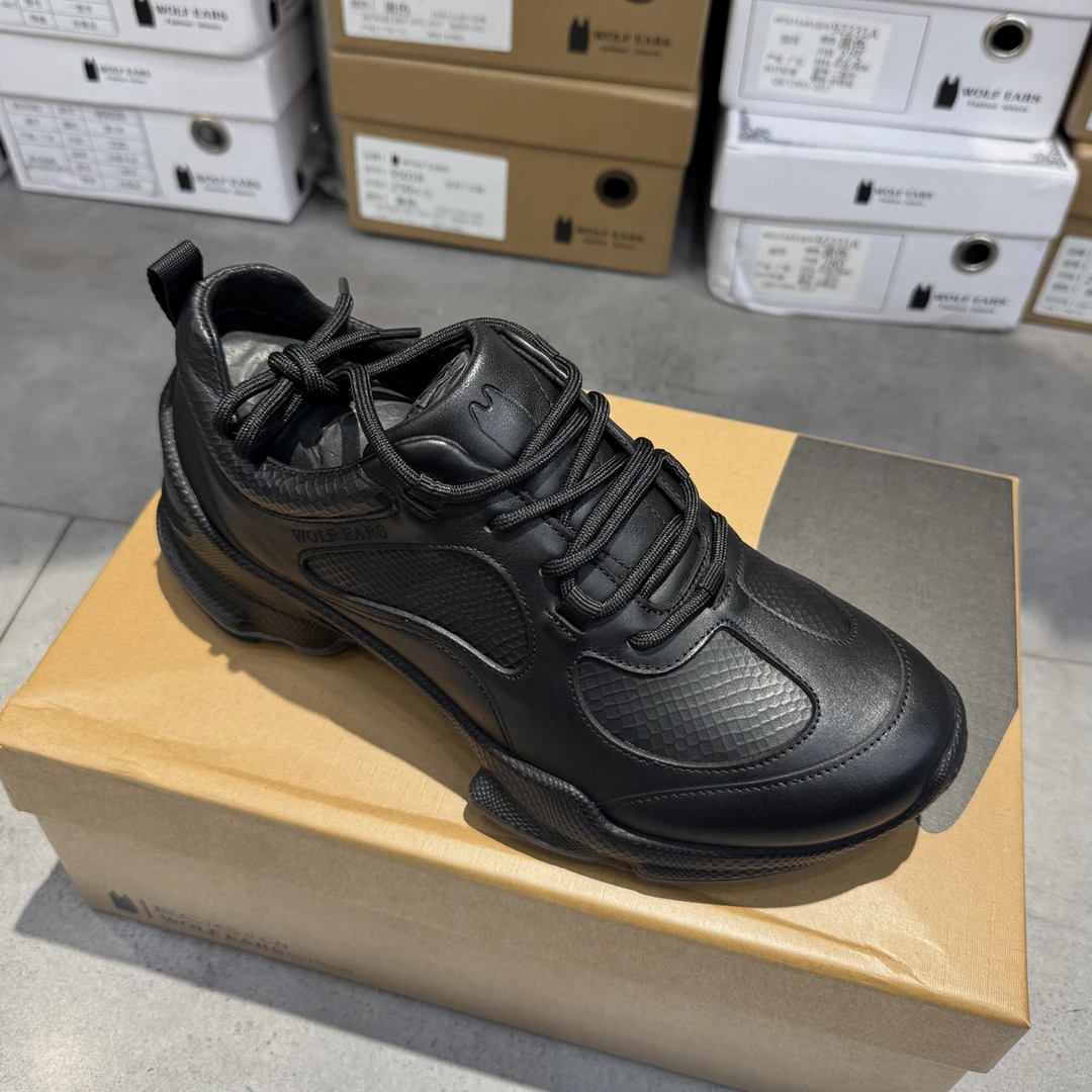 Wolf ears广州狼耳冬款 升级版本经典款系列男士休闲健步鞋