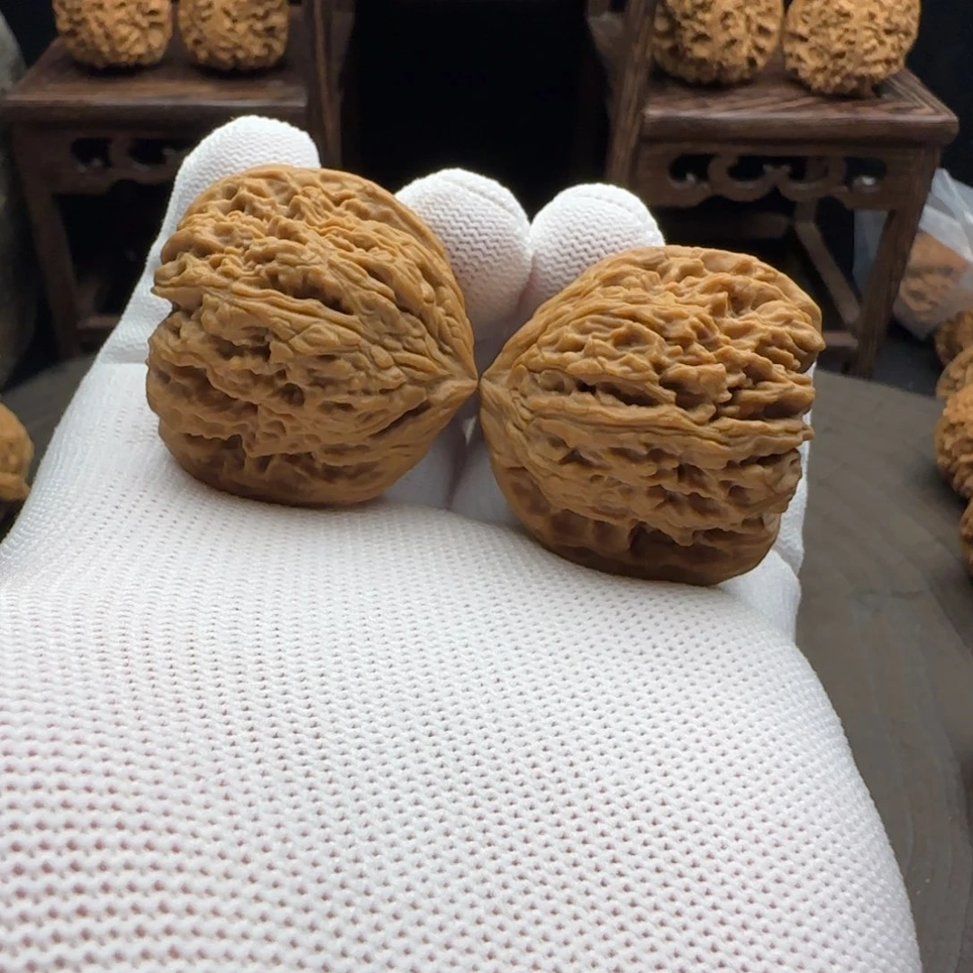 文玩核桃吊坠40蝴蝶