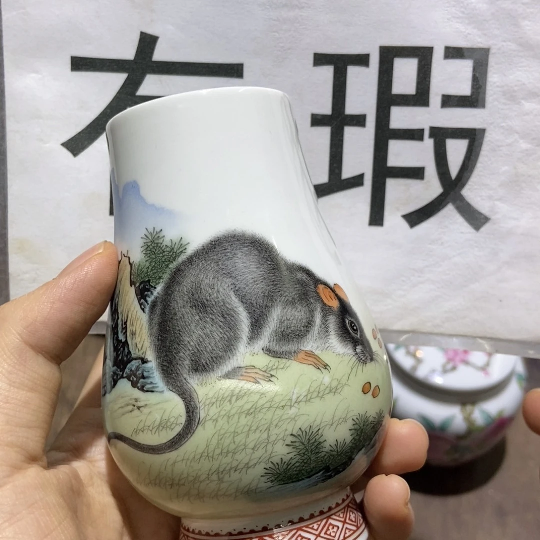 方***里陶瓷艺术品的制作