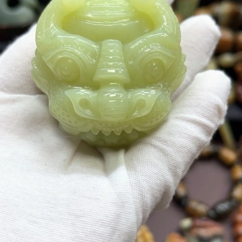 沙***鸥岫岩老玉（透闪石质玉）未镶嵌挂件