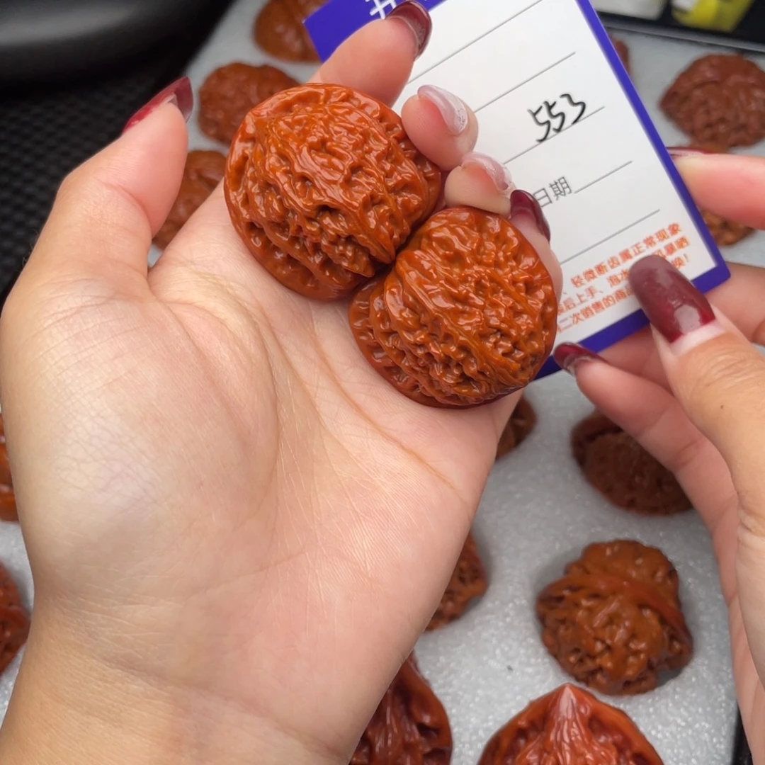 桃核把件34白狮子553