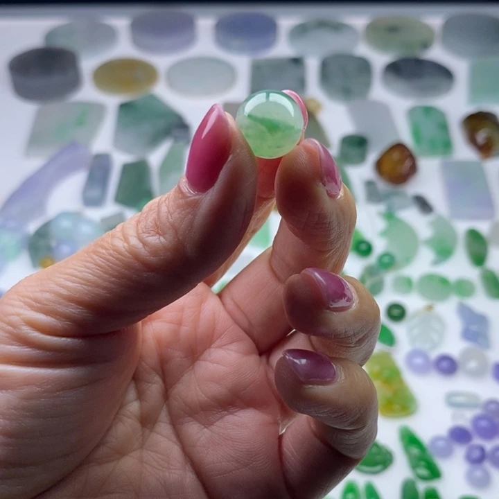 翡翠未镶嵌挂件天然翡翠