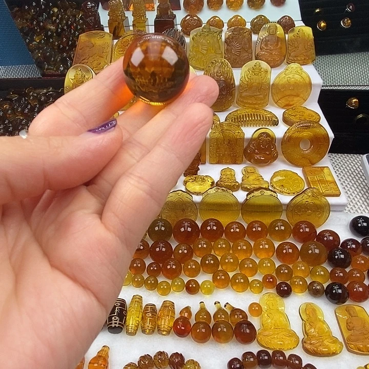 琥珀吊坠(不含链)未镶嵌天然缅甸琥珀血红茶单珠