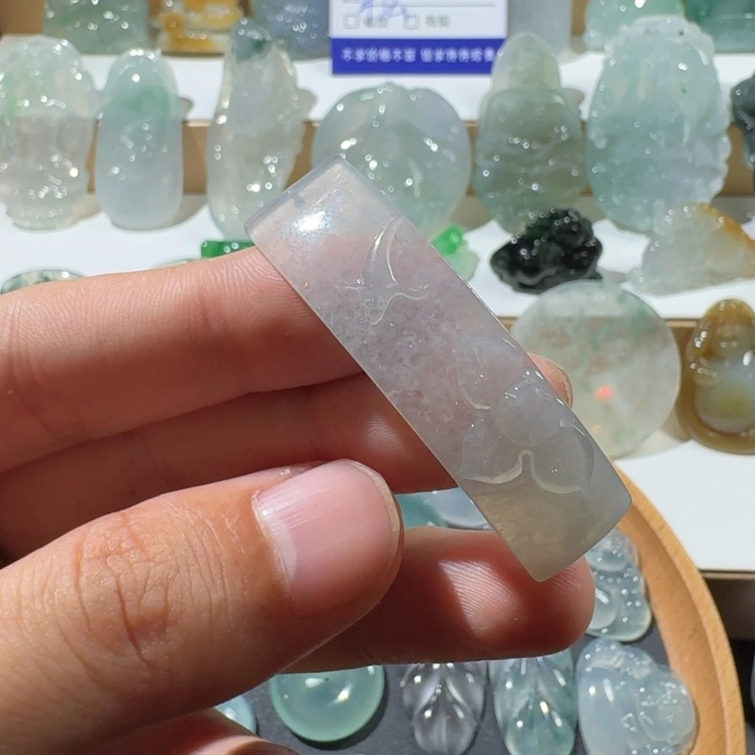 翡翠未镶嵌挂件荷花手牌