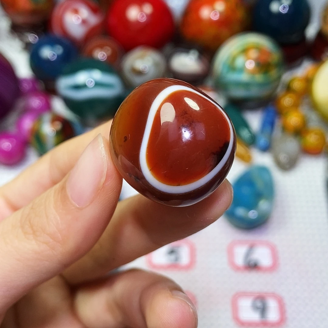 玛瑙/玉髓未镶嵌珠宝奇石