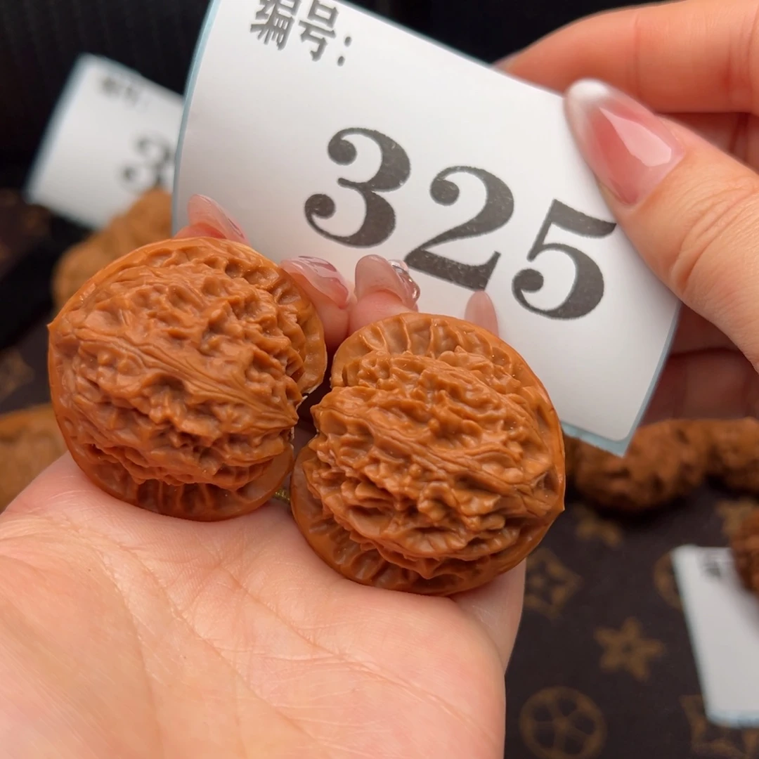 把件文玩核桃3.8宫灯325