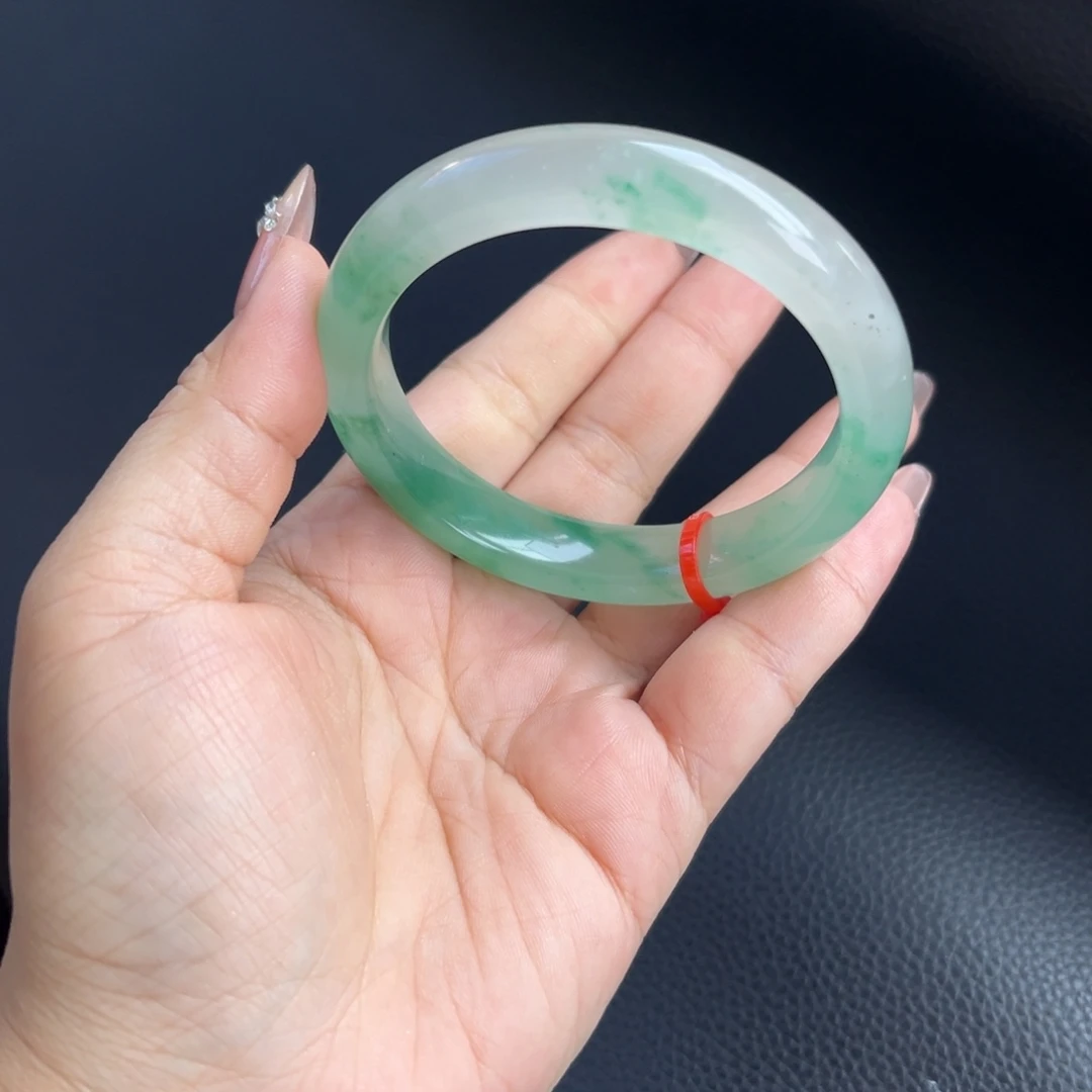 石英质玉未镶嵌手镯57.3