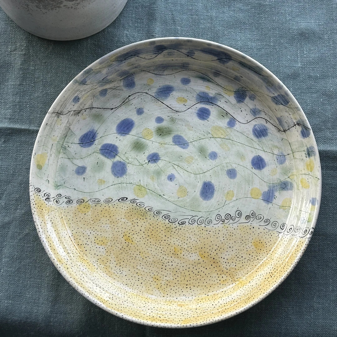 在山望海一宝藏陶瓷手绘盘