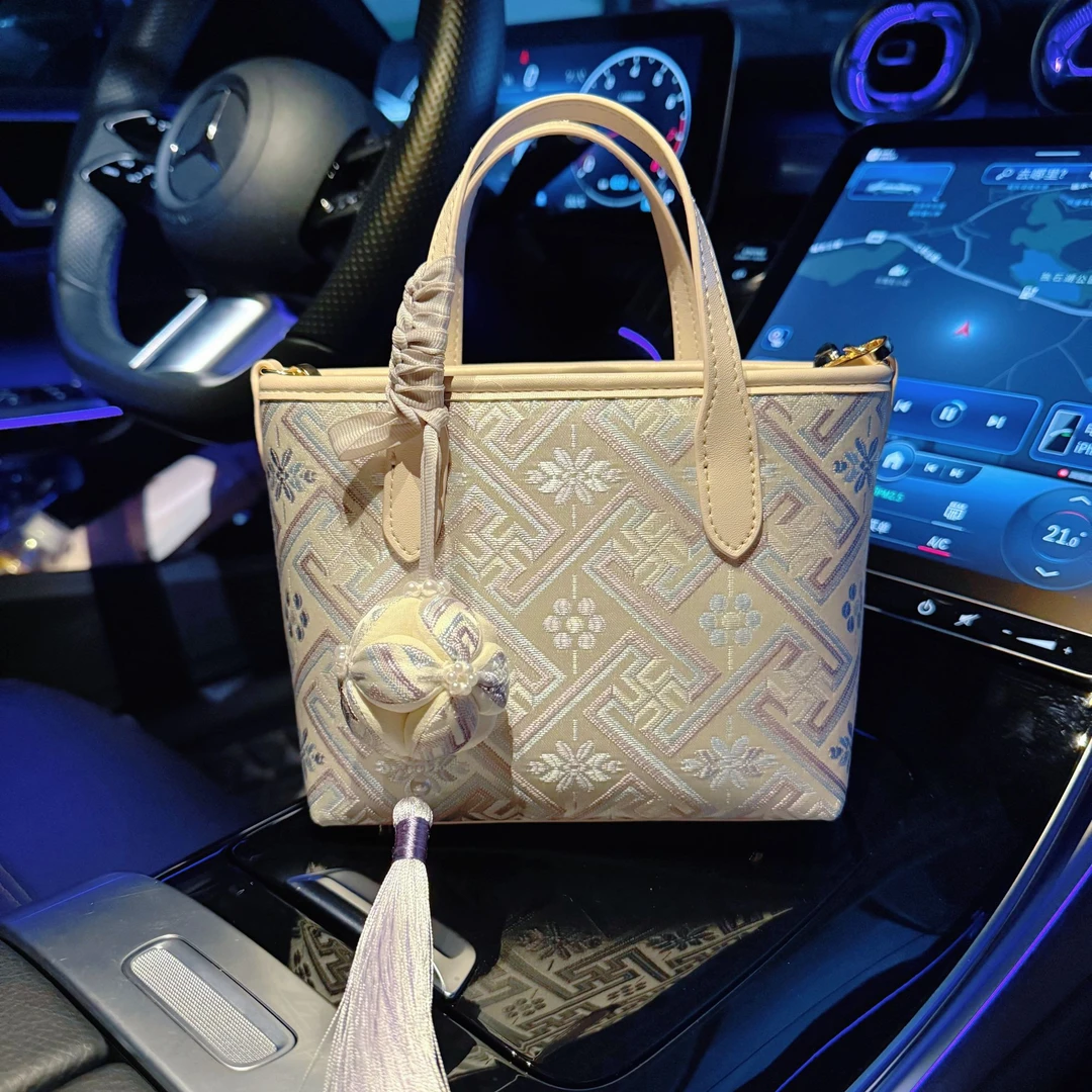 广西非遗壮锦包包单肩斜跨包百搭Mini小托特包上班通勤外出专用包