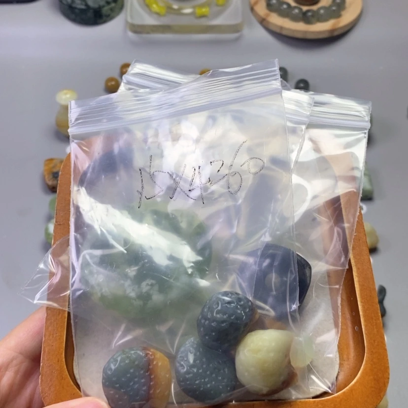 【闪购商品】未镶嵌岫玉吊坠(不含链)y***u