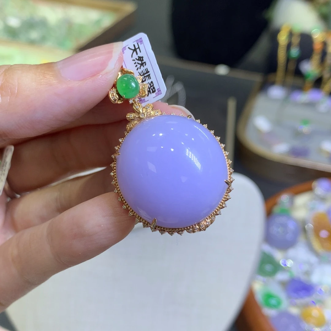 翡翠18K金镶嵌颈饰妙翡翠吊坠项链
