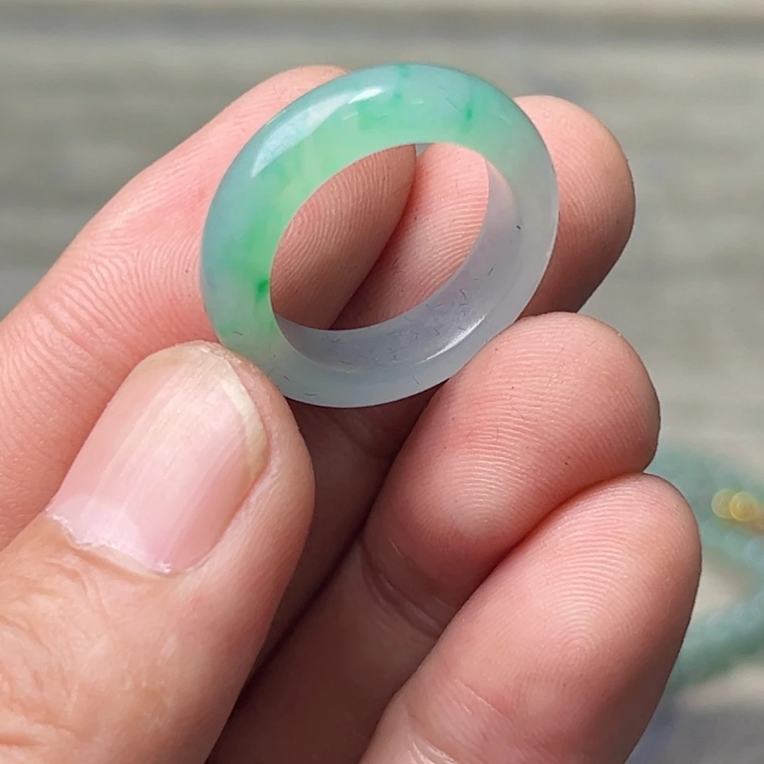 定制翡翠未镶嵌圈口17号