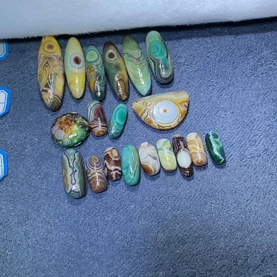 【闪购商品】未镶嵌玛瑙/玉髓珠宝奇石悠***人