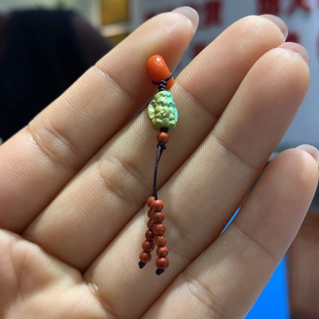 南红玛瑙配饰未镶嵌