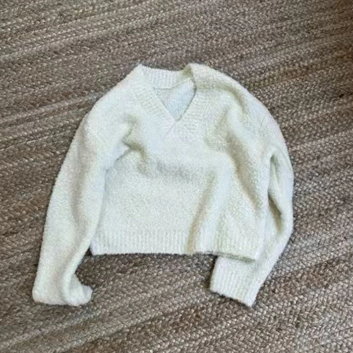 纯色v领毛衣8733