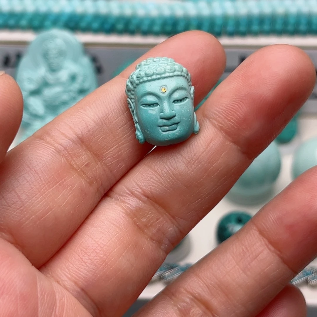 未镶嵌绿松石珠宝奇石