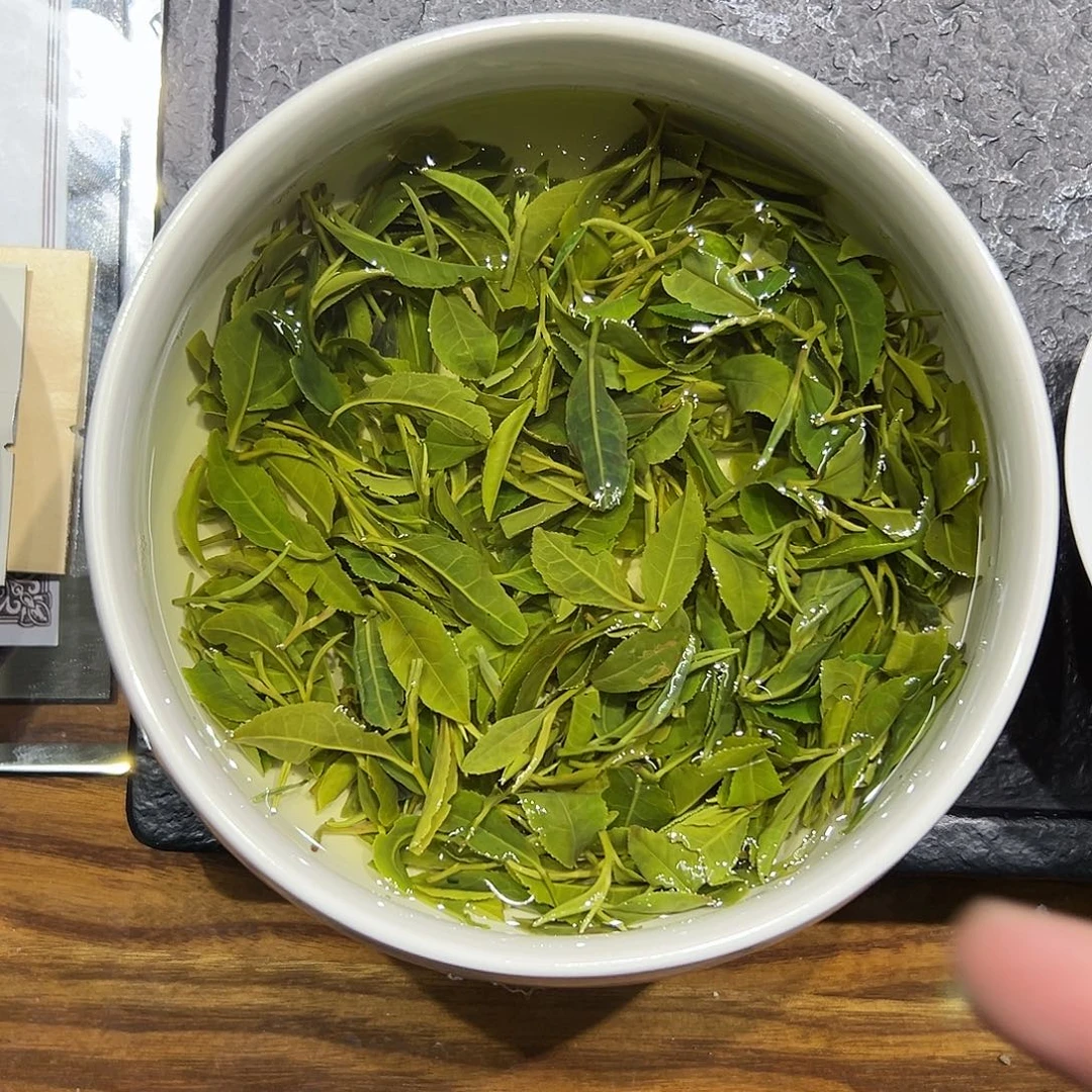 瑜***日照绿茶秋茶（1斤）